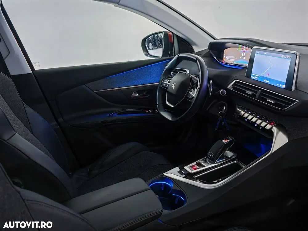 Peugeot 3008 1.2 PureTech S&S EAT8 Allure - 5