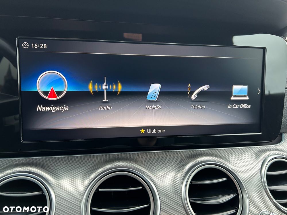 Mercedes-Benz Klasa E 220 d 9G-TRONIC AMG Line - 28