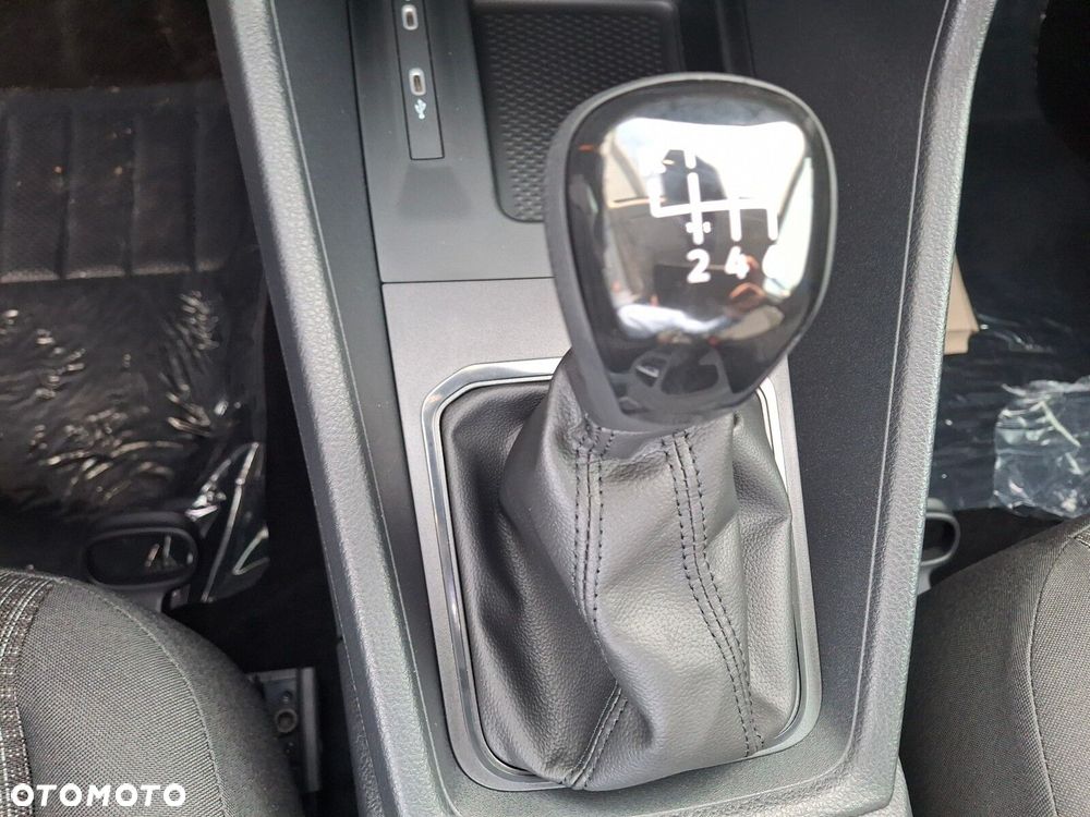 Volkswagen Caddy - 19