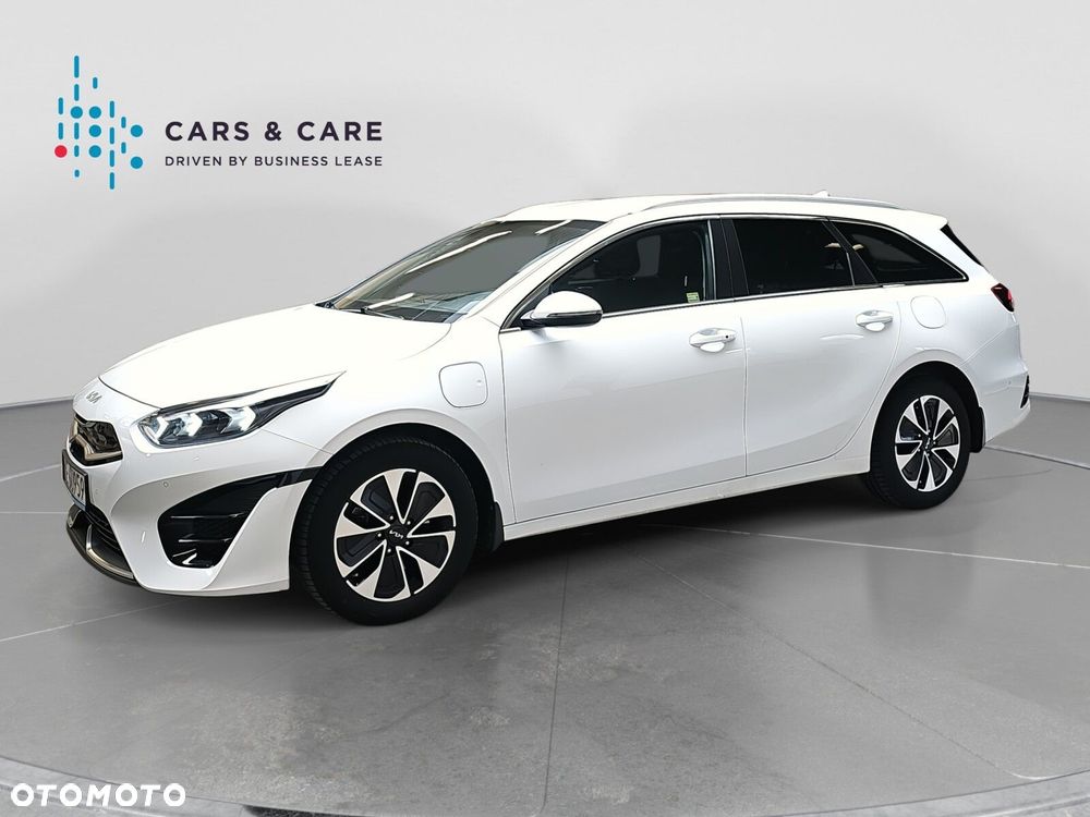 Kia Ceed 1.6 GDI PHEV L DCT - 32