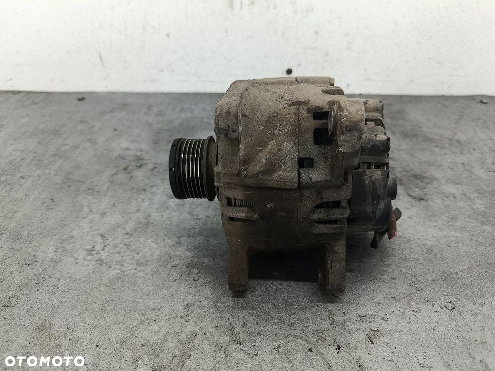 ALTERNATOR DACIA LOGAN I 231003831R TG12C094  VALEO 1.5 DCI - 8