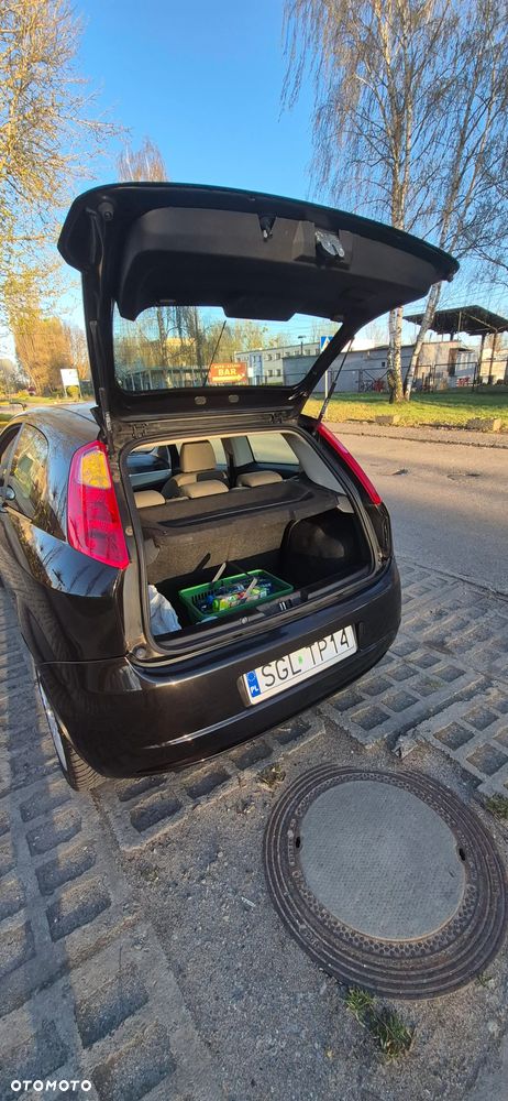 Fiat Grande Punto - 6