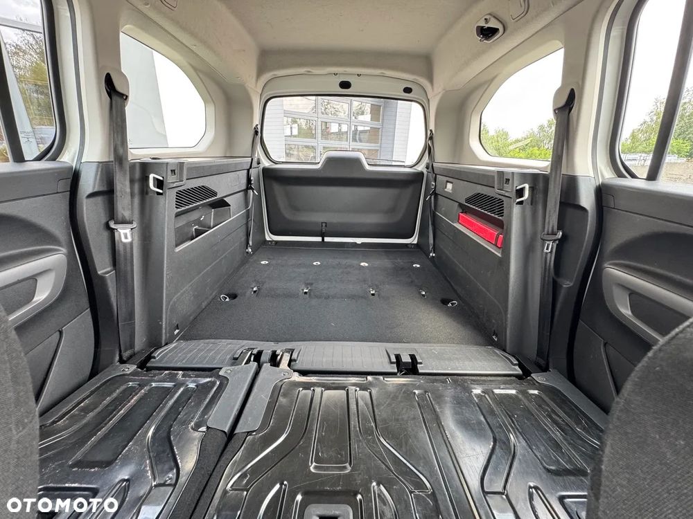 Toyota Proace City Verso Long 1.2 D-4T Business - 14