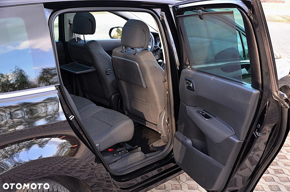 Peugeot 5008 HDI 150 Business-Line - 23