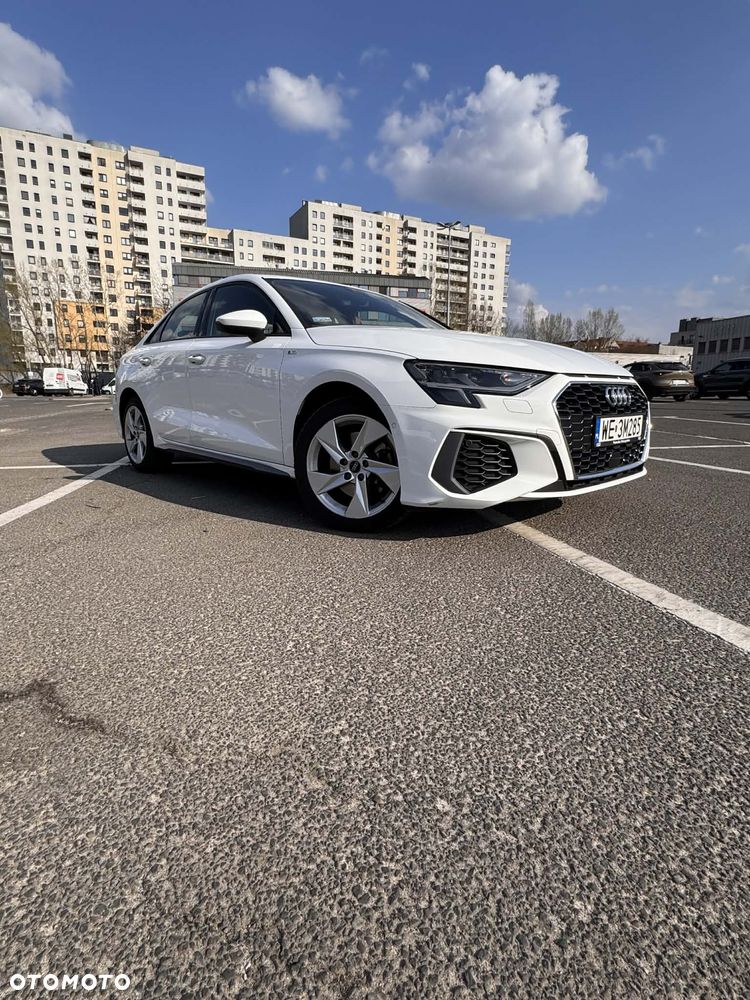 Audi A3 Limousine 35 TFSI S Line - 2