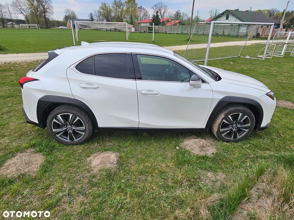 Lexus UX 200 GPF Business 2WD - 9