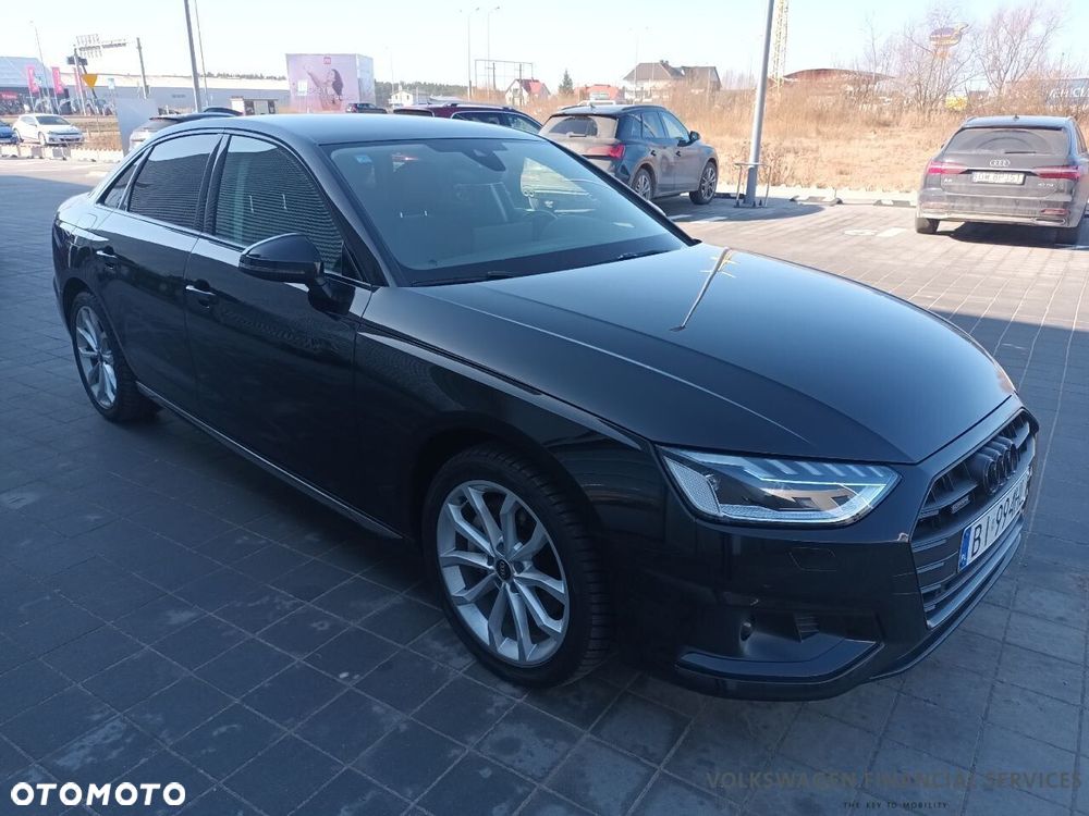 Audi A4 Limousine - 4