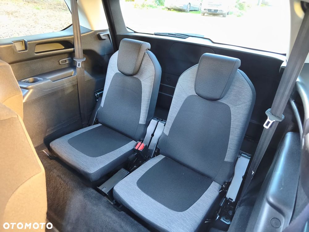 Citroën C4 Picasso 1.6 e-HDi Exclusive - 16