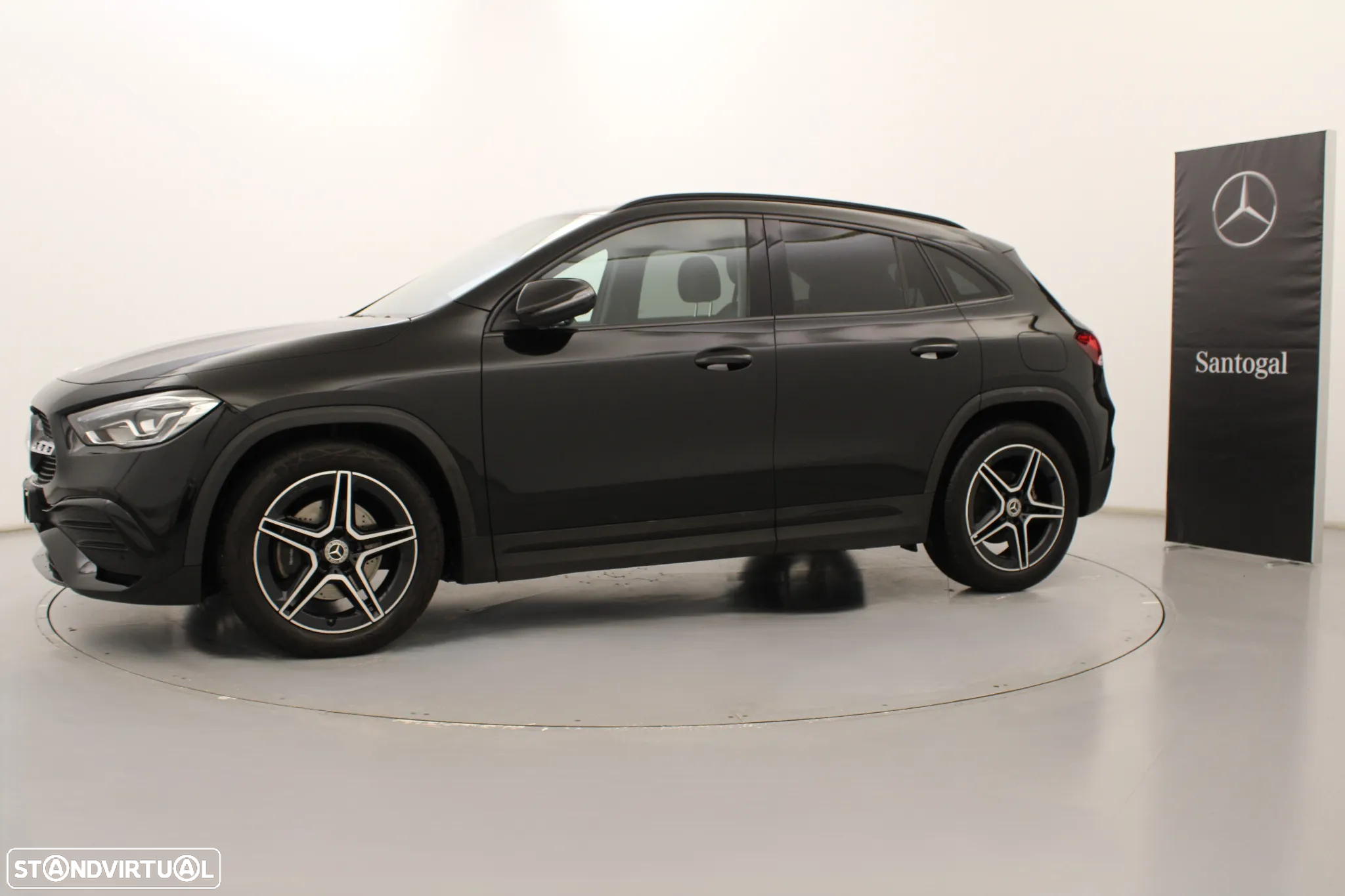 Mercedes-Benz GLA 180 d AMG Line - 13