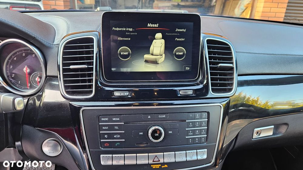 Mercedes-Benz GLS - 37