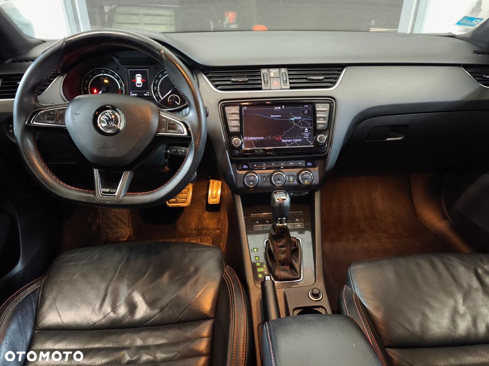 Skoda Octavia 2.0 TDI RS DSG - 10