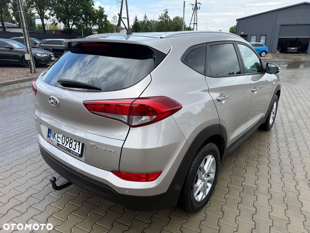 Hyundai Tucson blue 1.7 CRDi 2WD Style - 12