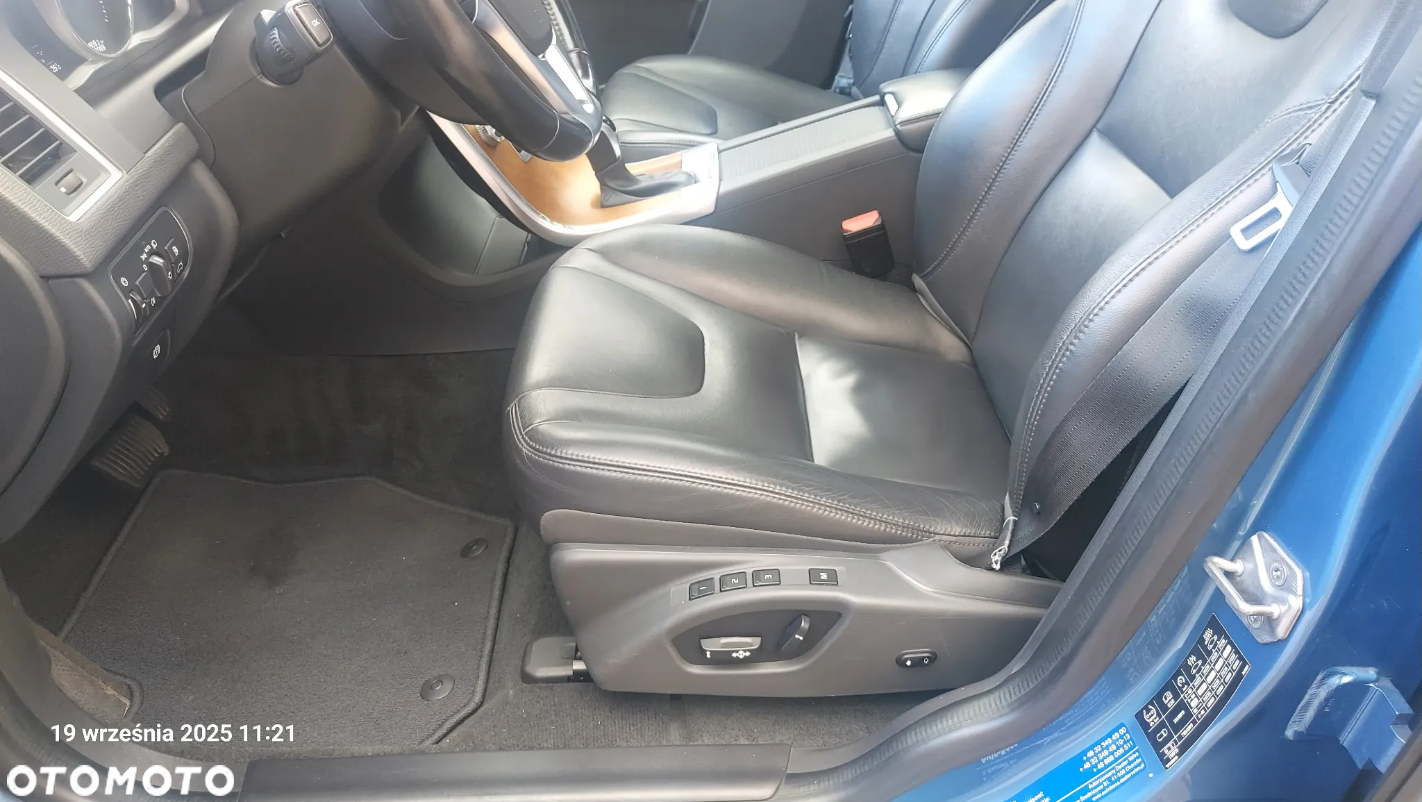 Volvo XC 60 D4 AWD Summum - 14