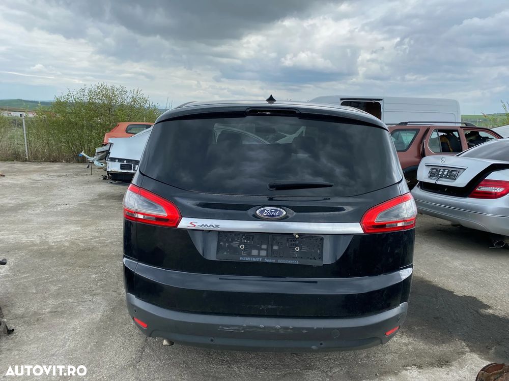 Dezmembrez piese Ford S-Max - 3
