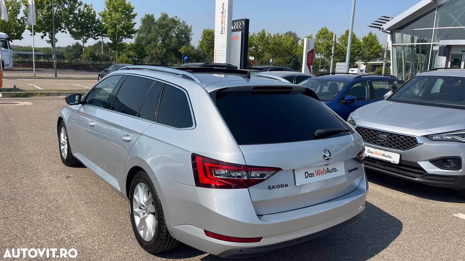 Skoda Superb Combi 2.0 TDI DSG Style - 4