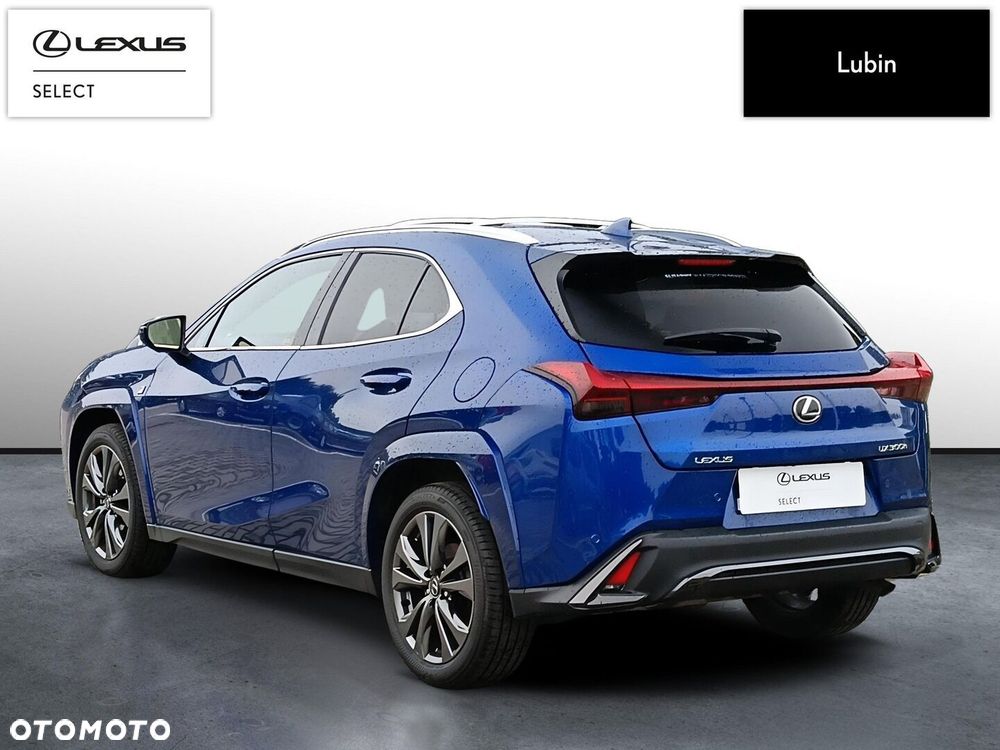 Lexus UX - 3