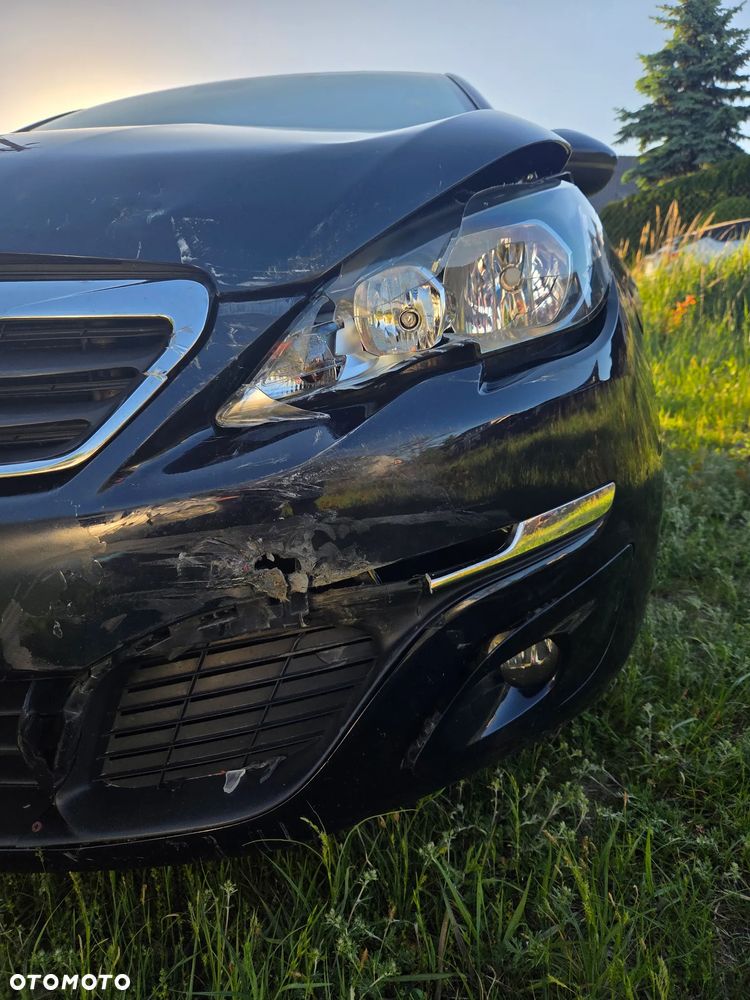 Peugeot 308 - 22