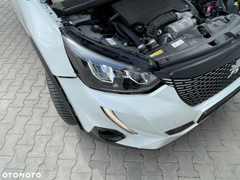 Peugeot 2008 PureTech 130 EAT8 Allure - 12
