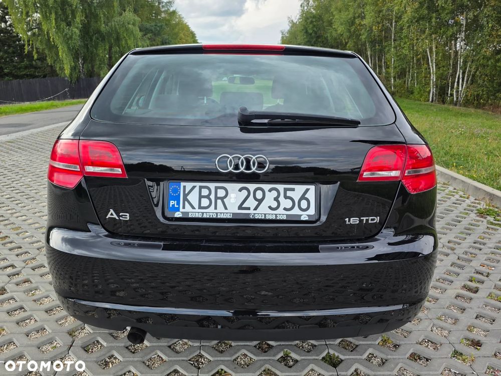 Audi A3 Sportback 1.6 TDI DPF Ambition - 5
