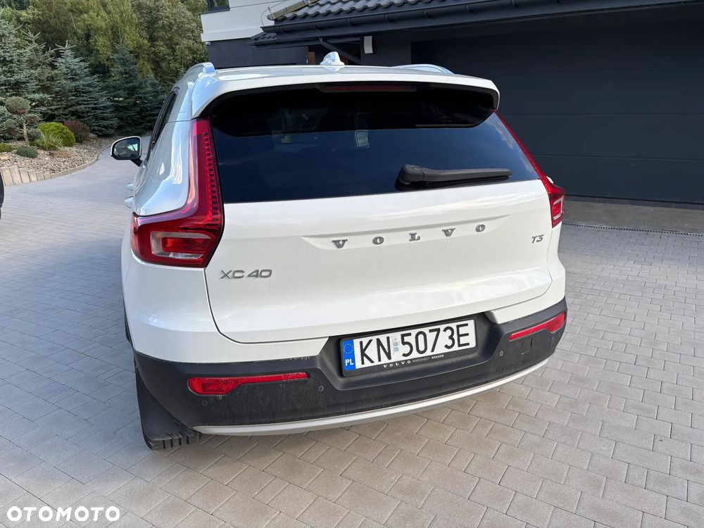 Volvo XC 40 T3 Momentum - 5