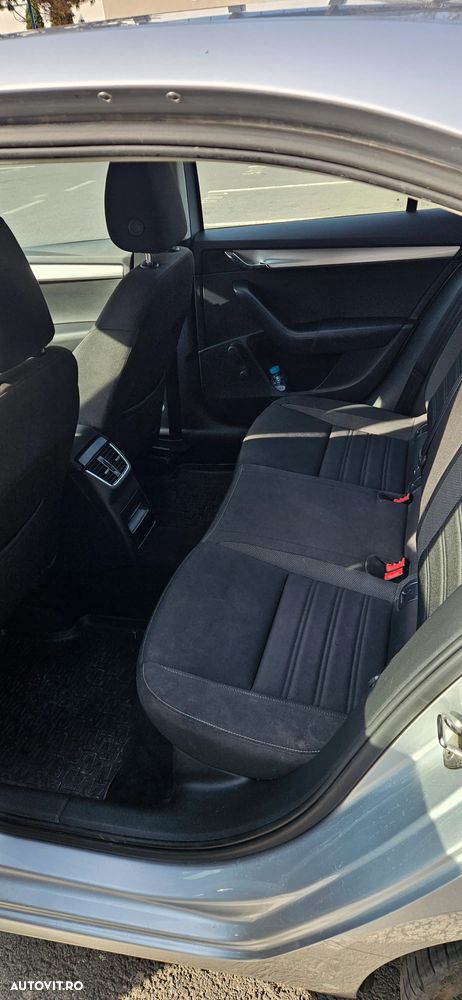 Skoda Octavia 1.4 TSI Style - 7