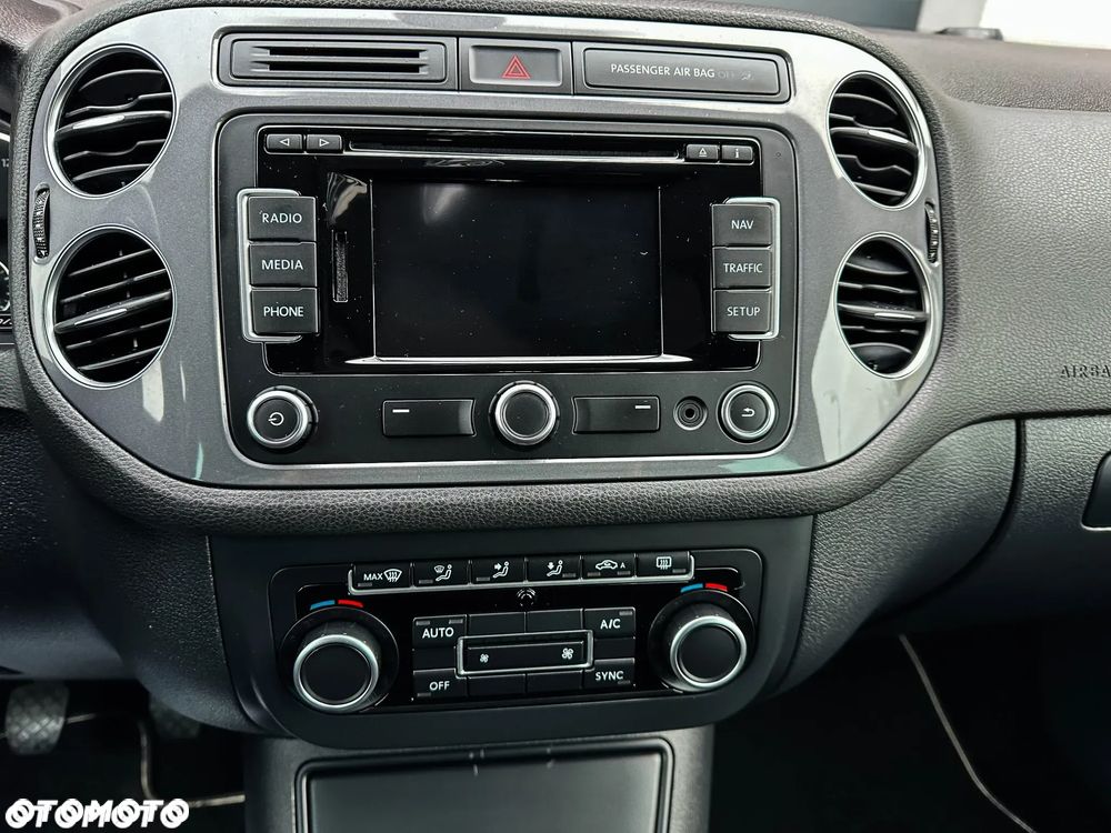 Volkswagen Tiguan - 36