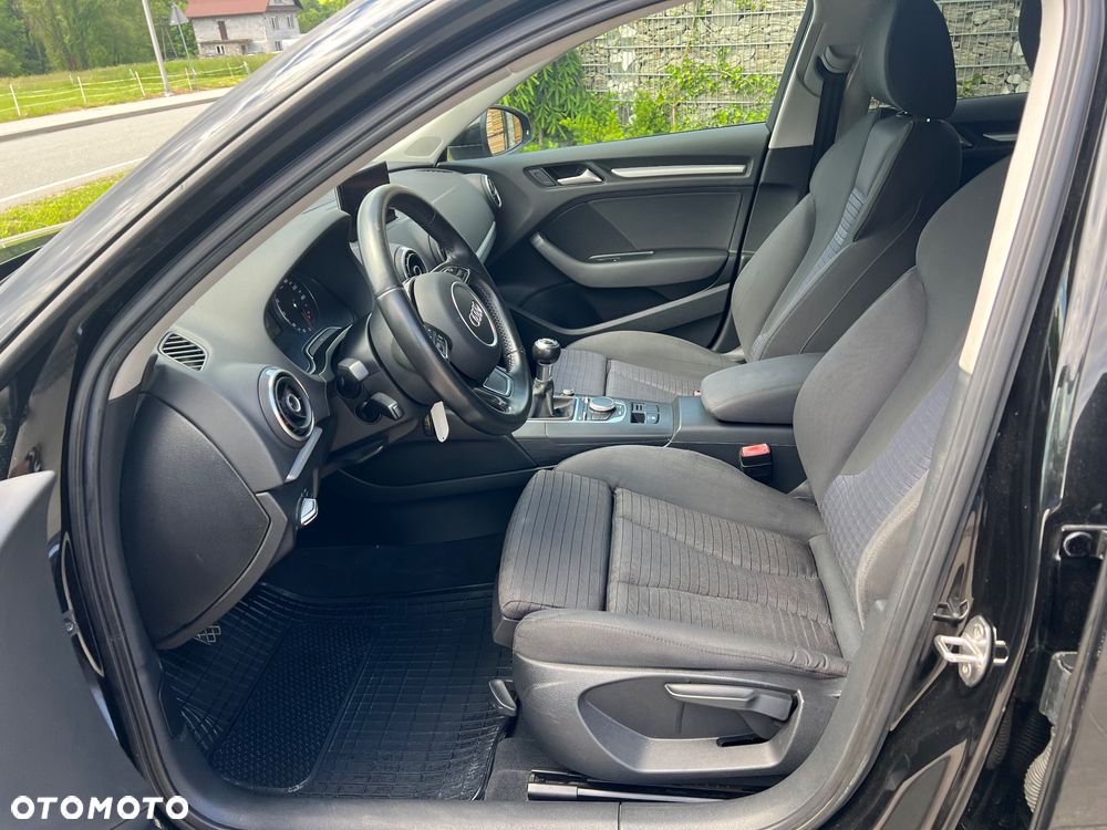 Audi A3 Sportback - 11