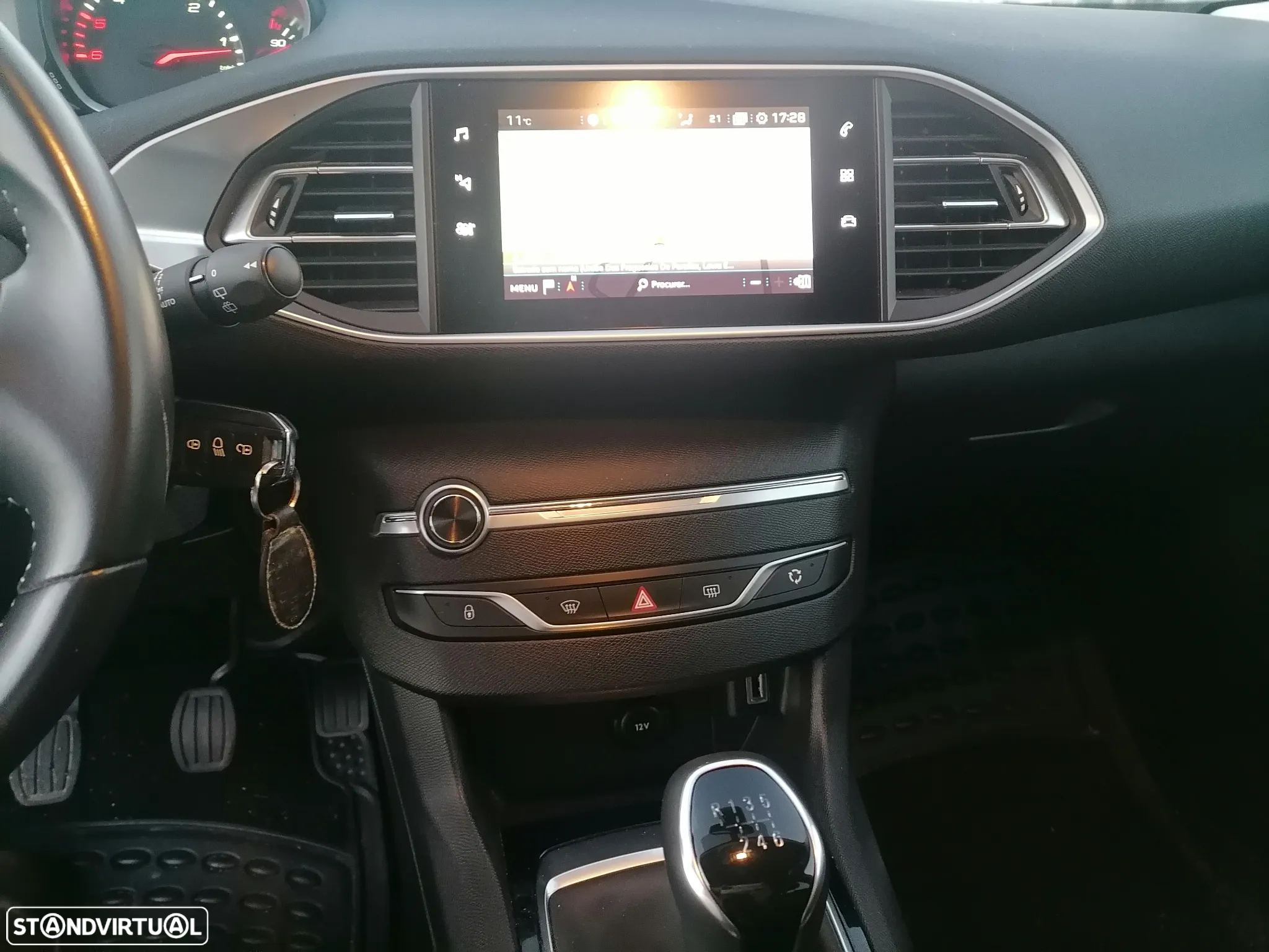 Peugeot 308 SW 1.5 BlueHDi Style - 11