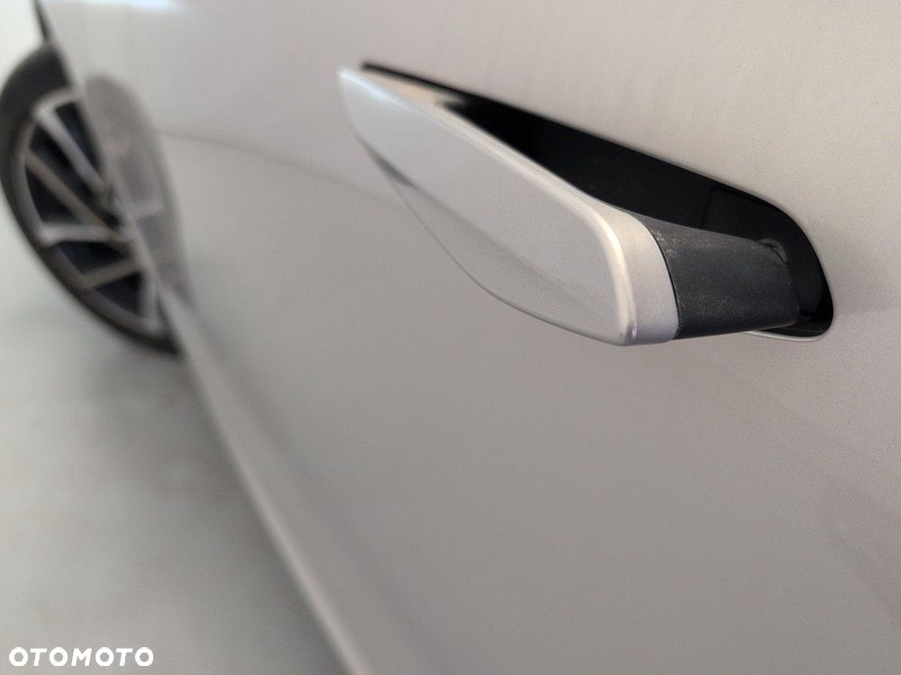 DS Automobiles DS 9 1.6 PureTech Rivoli + - 31