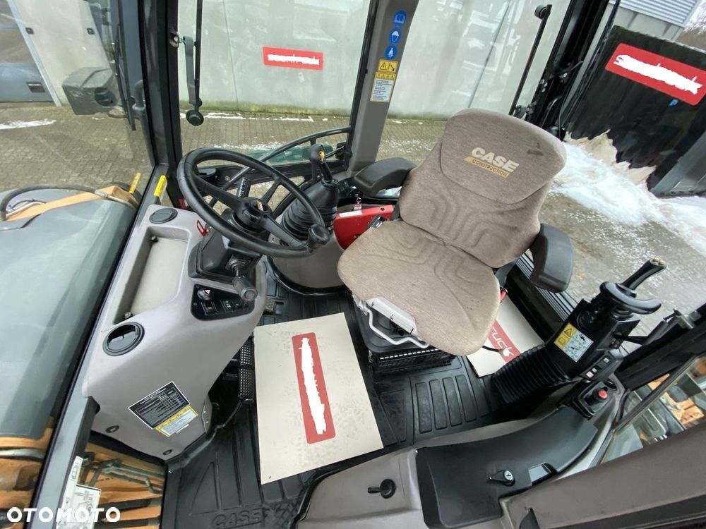 Case 695 ST KOPARKO-ŁADOWARKA ,2015 - 4