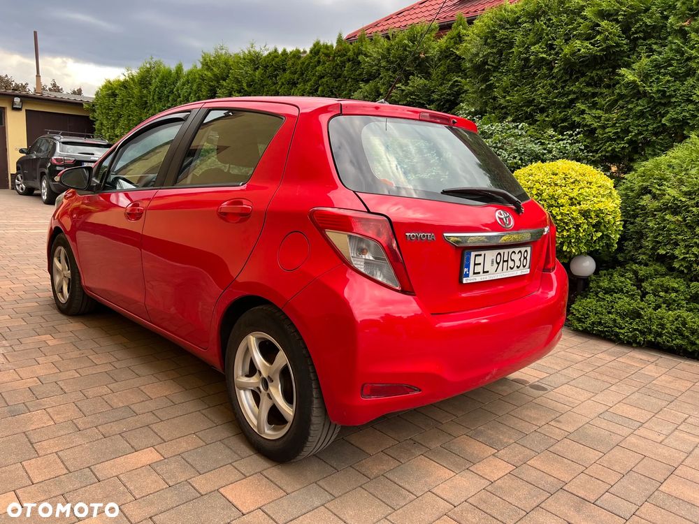 Toyota Yaris 1.0 Terra - 4