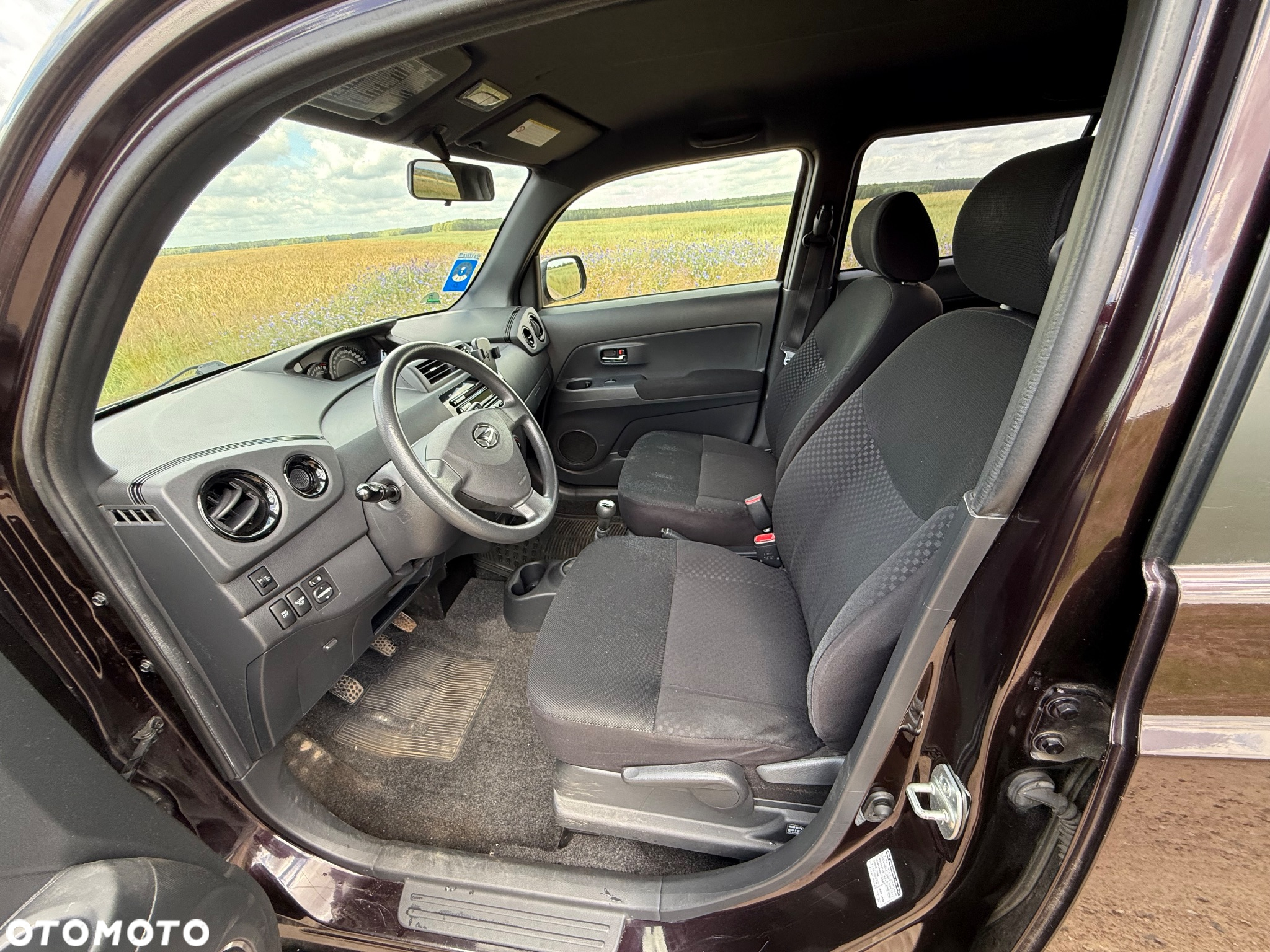 Daihatsu Materia 1.5 black edition - 17