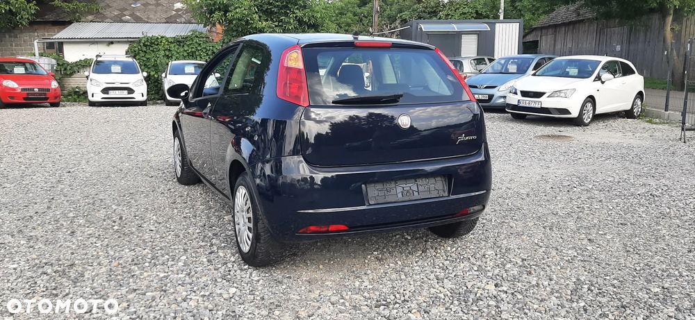 Fiat Grande Punto - 12