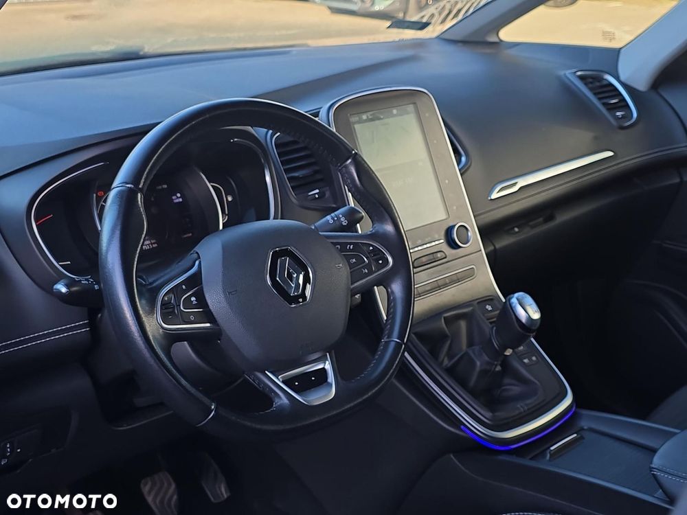 Renault Scenic 1.6 dCi Intens - 17