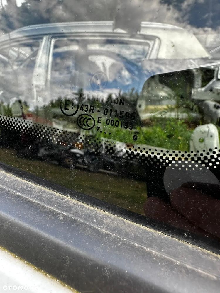 Szyba Karoseryjna Prawa Tylna VW Touran III 5TA 2017r 43R-011595 - 2