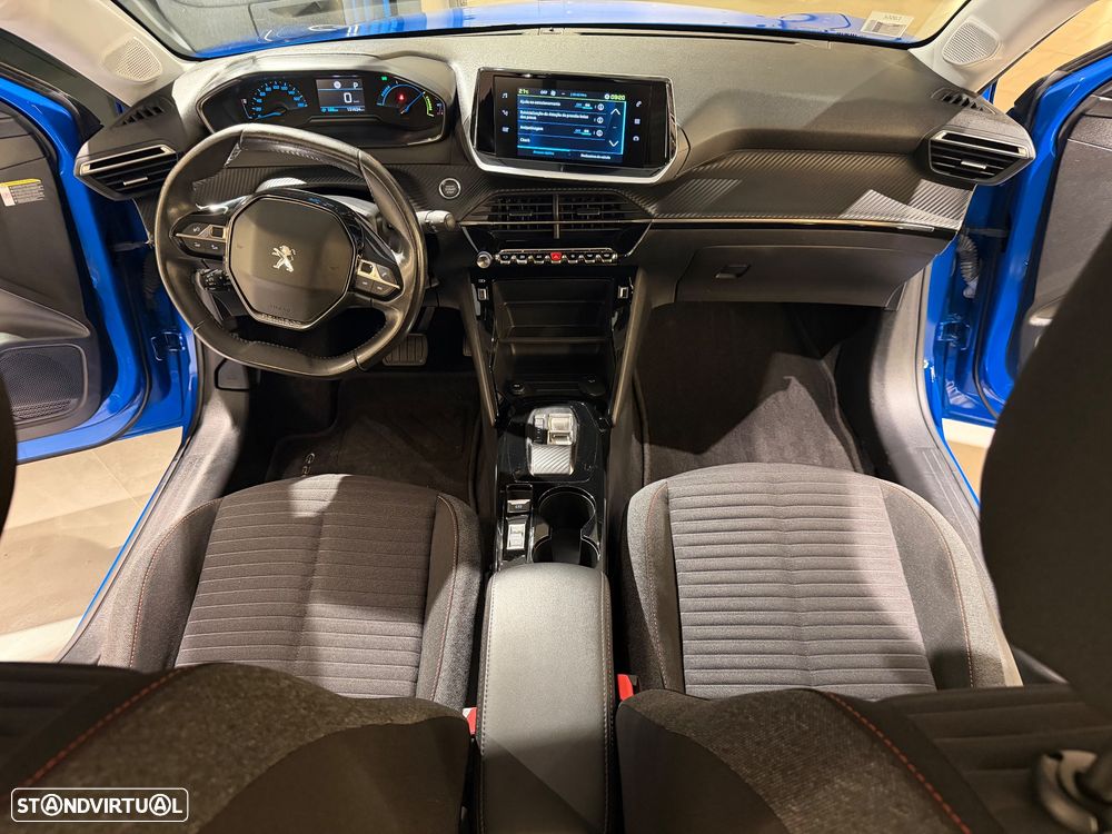 Peugeot e-208 - 46