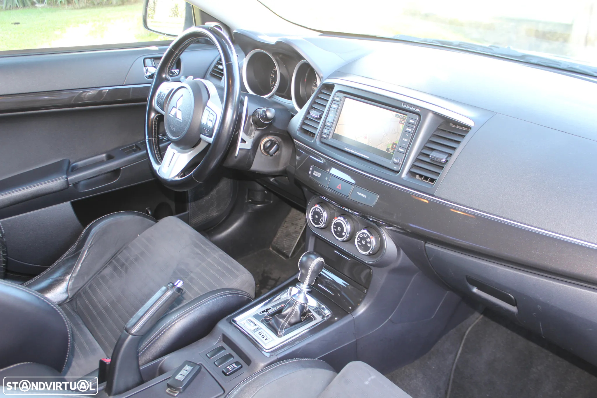 Mitsubishi Lancer - 25