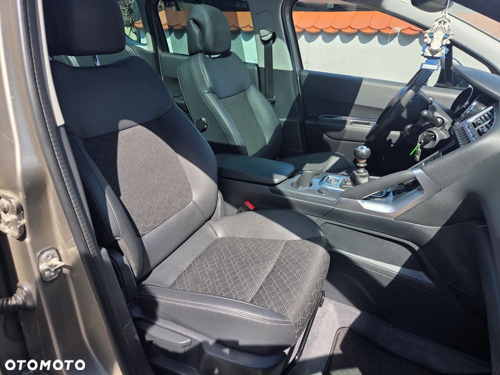 Peugeot 3008 1.2 PureTech Allure - 21