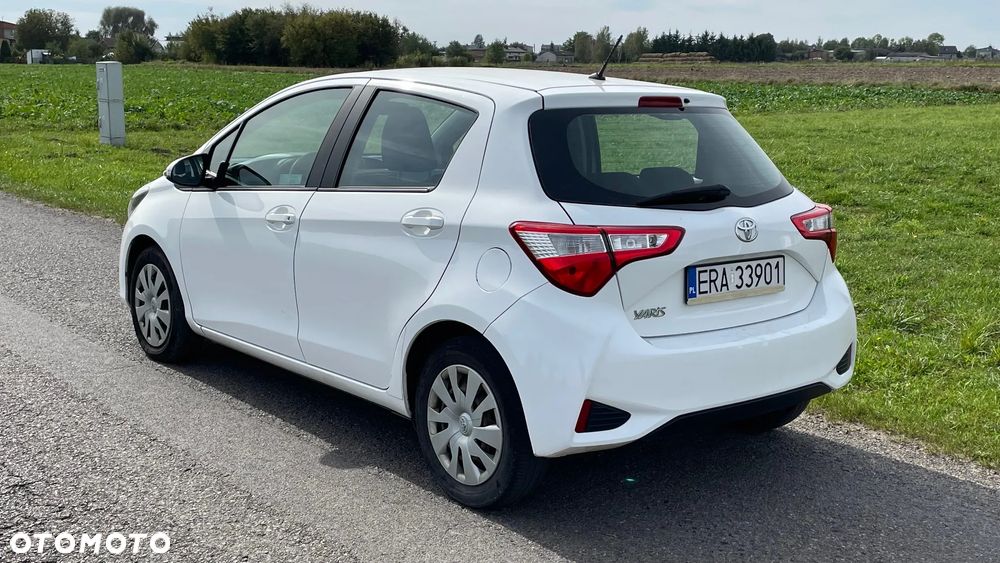 Toyota Yaris 1.5 Active - 4