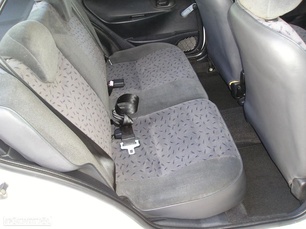 Citroën Saxo 1.1i SX - 11