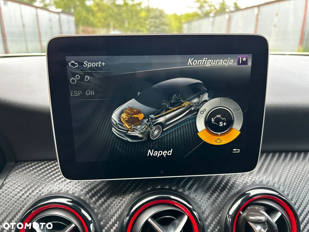 Mercedes-Benz Klasa A AMG 45 4-Matic - 22