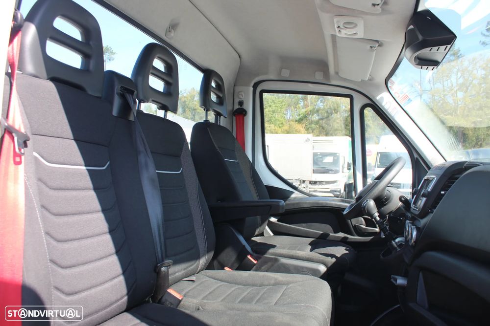 Iveco DAILY 35-160 CAB/SIMPLES // C/PLATAFORMA // 3.000cc - 6