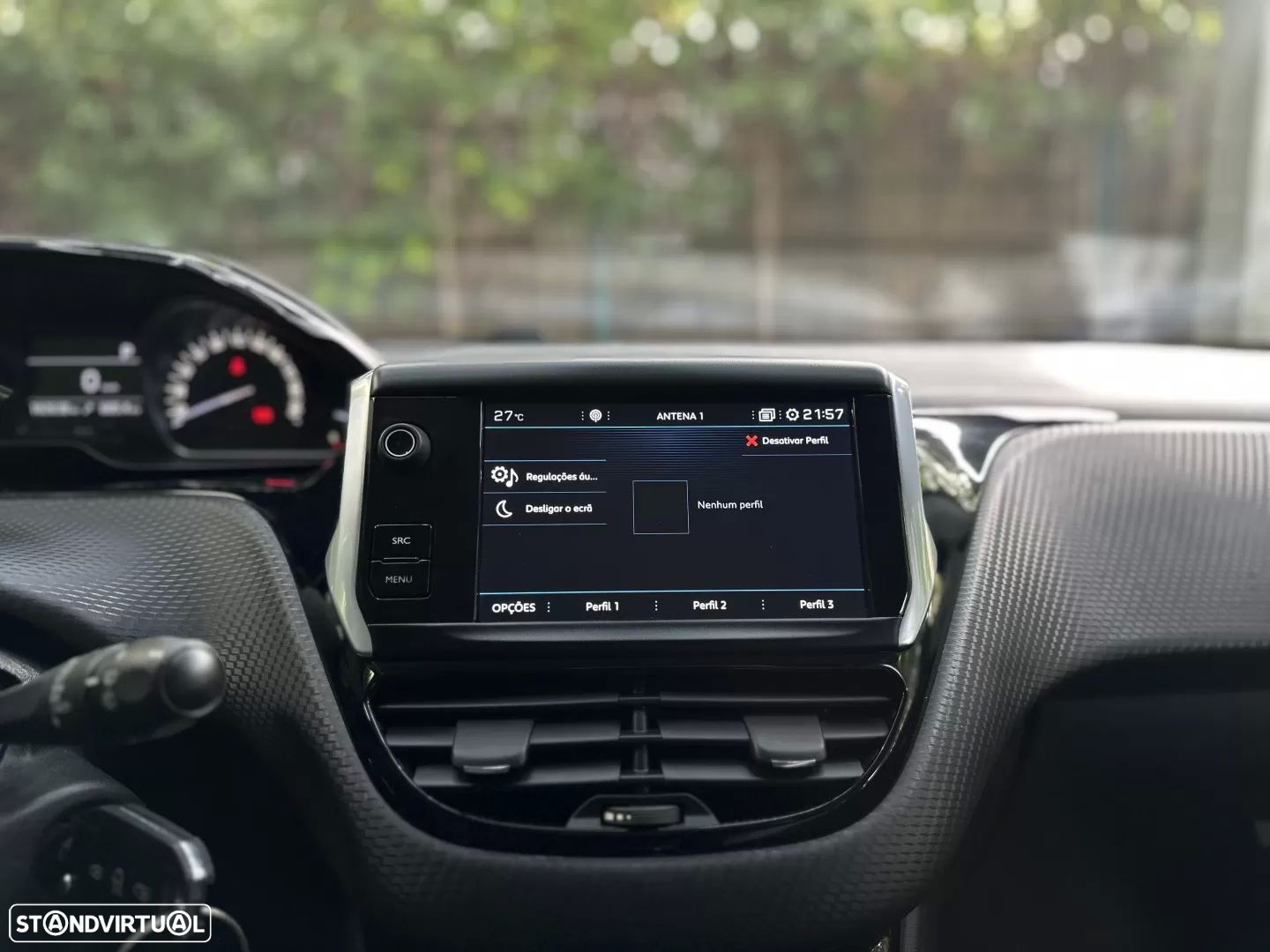 Peugeot 208 1.2 PureTech Allure EAT6 - 33