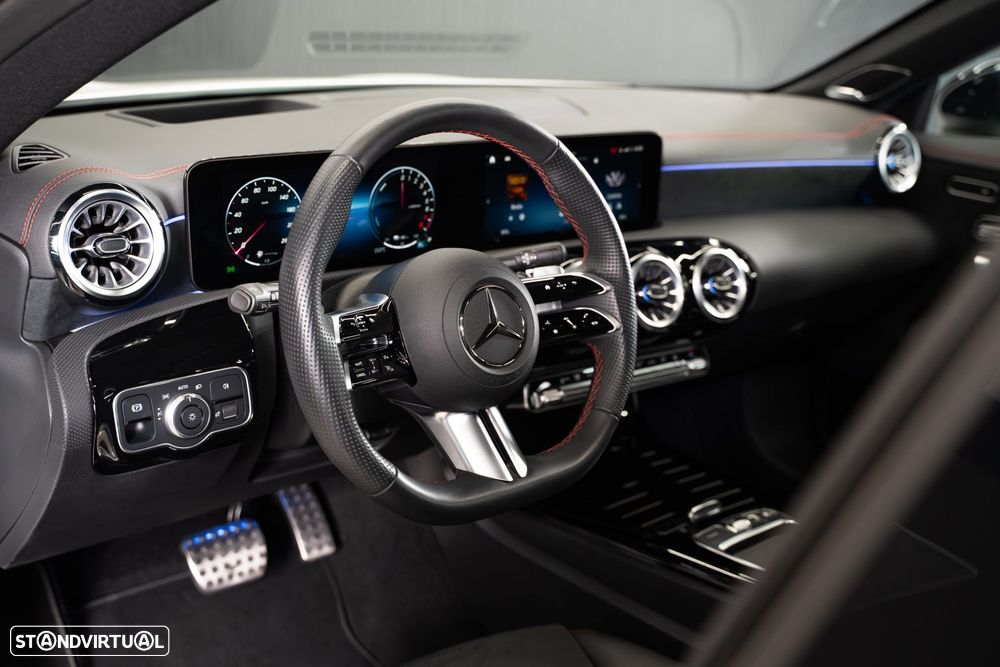 Mercedes-Benz CLA 250 e Shooting Brake AMG Line - 22