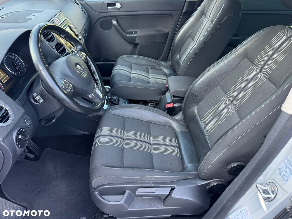 Volkswagen Golf Plus 1.6 TDI DPF DSG MATCH - 10