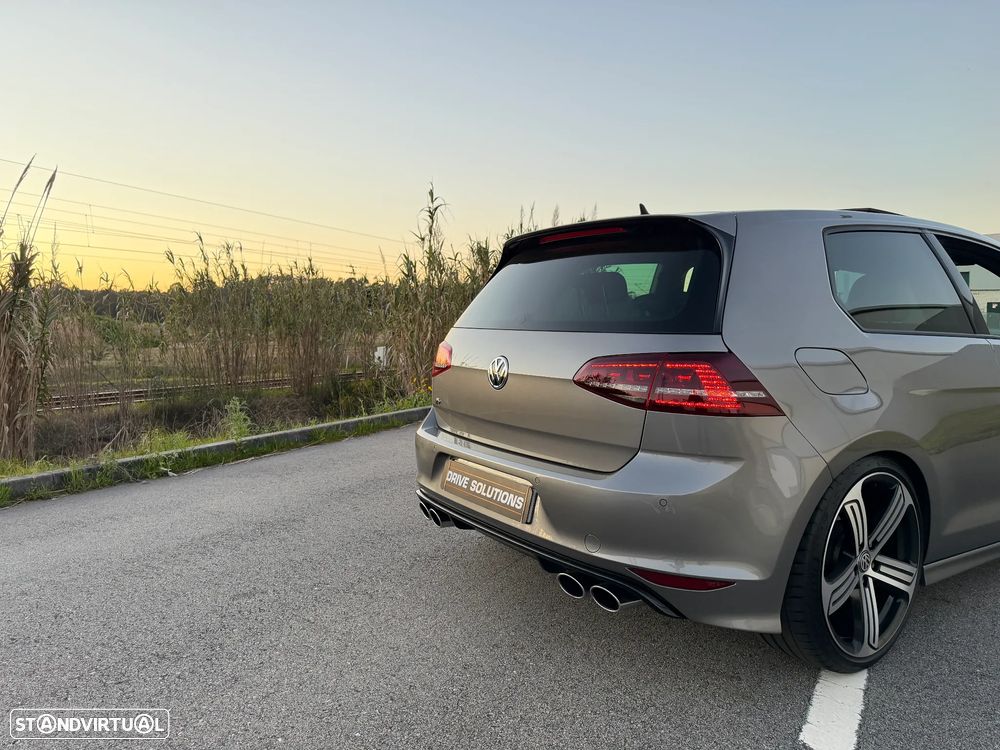 VW Golf R 4Motion BlueMotion DSG - 23