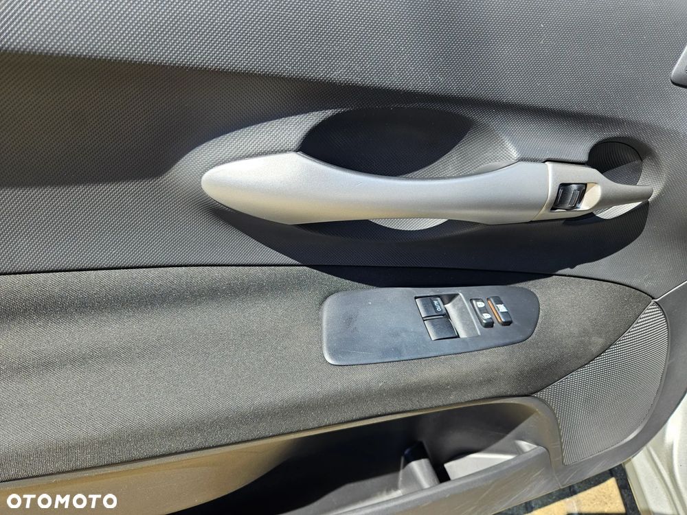 Toyota Auris 1.33 VVT-i Luna - 13