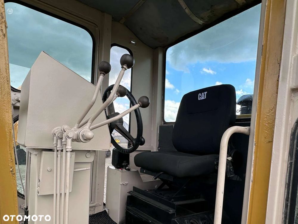 Caterpillar 140 H - 15