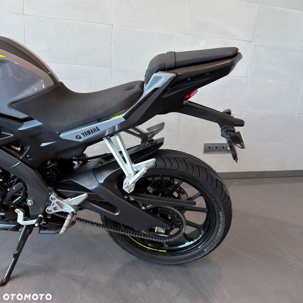 Yamaha MT - 11