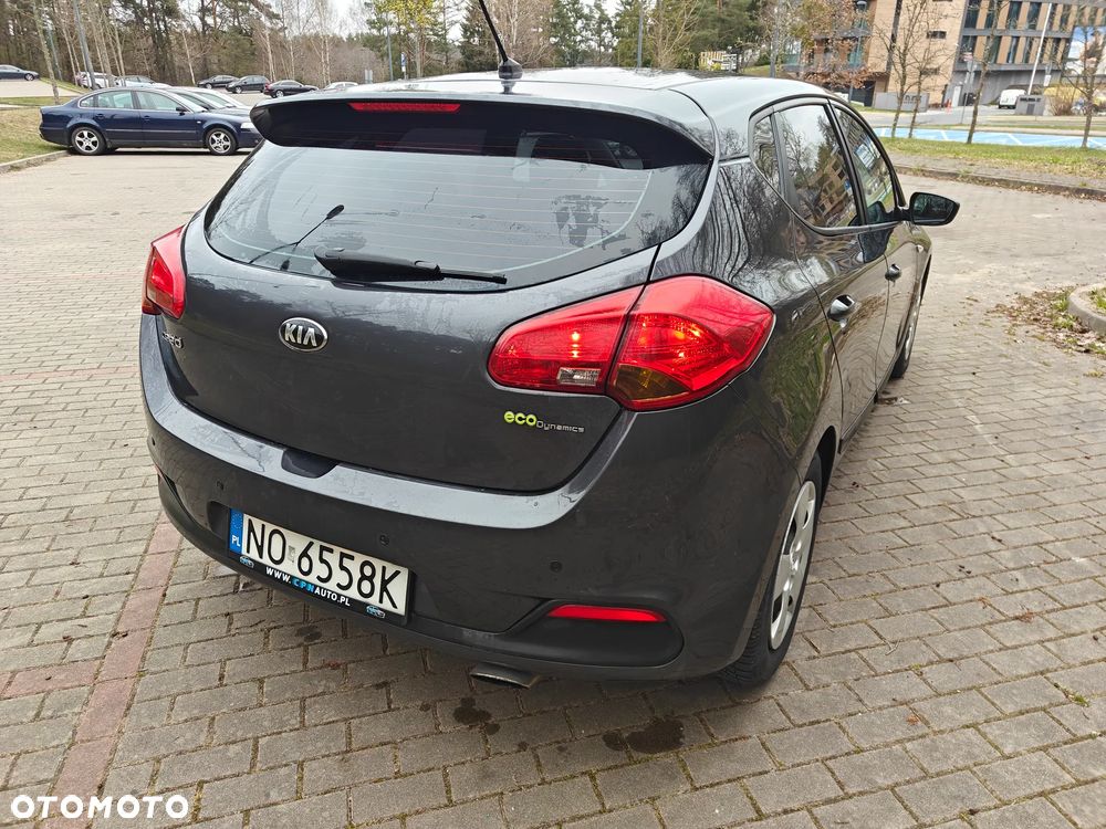 Kia Ceed - 7